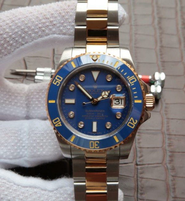 How to buy a Submariner clone watches online in Guadeloupe?