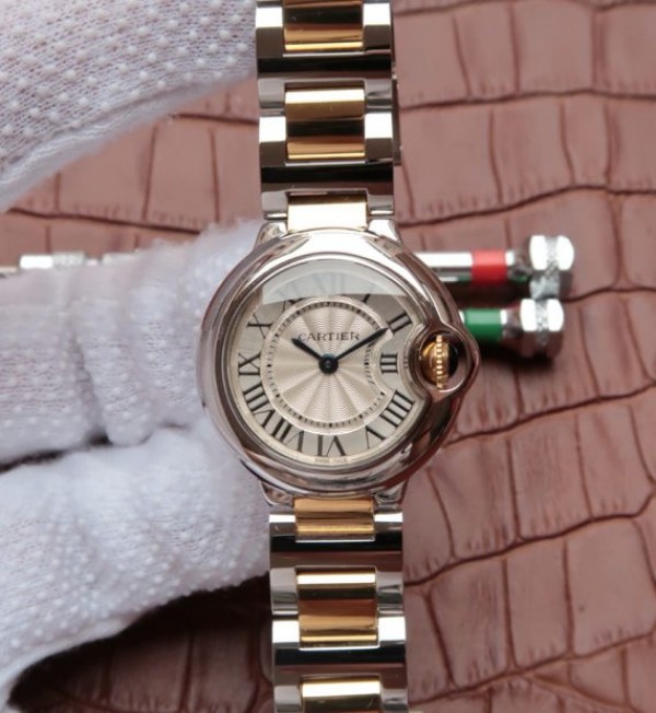 How to buy a Cartier replica watch in Montenegro?