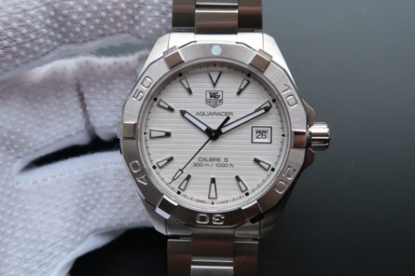 Tag Heuer Aquaracer Calibre 5 300M SS White Dial SS Bracelet A2824