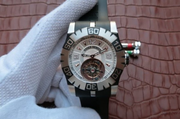 How to buy a Roger Dubuis replica watch in Brunei Darussalam?